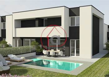 VILLETTA DI TESTA IN CLASSE 